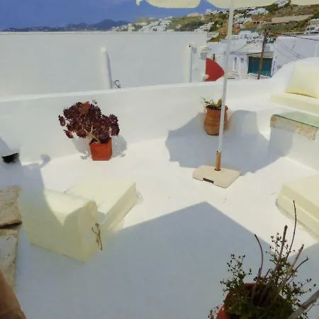Matogiannia House *